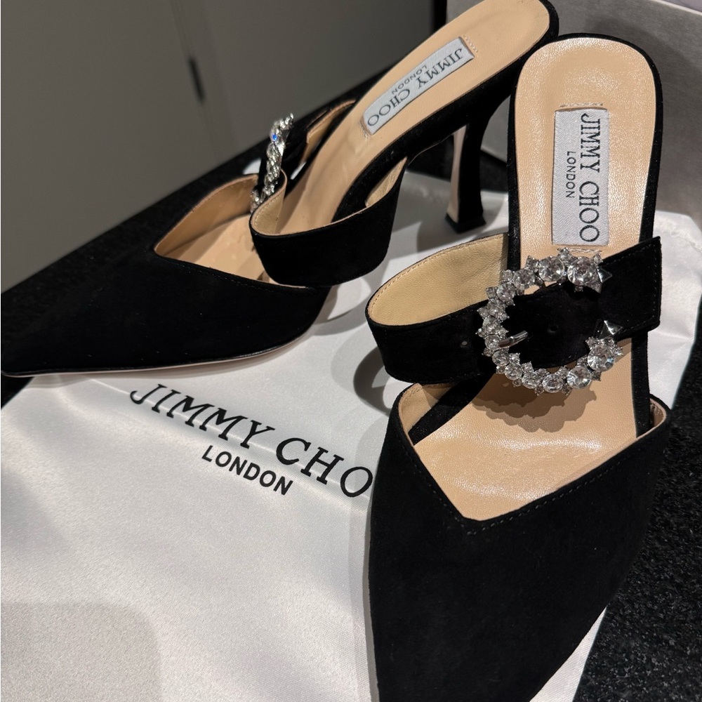 Black closed toed slip on heels